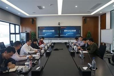 重慶市委主委沈金強調研先進制造業與現代服務業融合發展 技術服務成關鍵紐帶